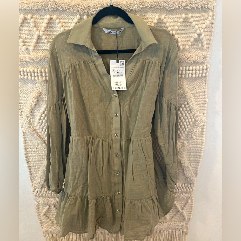 Zara Dress Green NWT retails $50